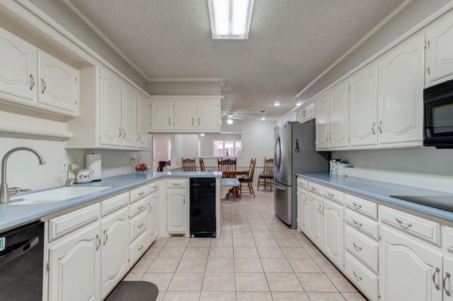 4809 78th Street, Lubbock, TX 79424