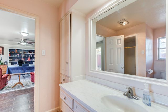 4809 78th Street, Lubbock, TX 79424