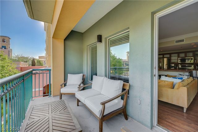 30 Strada Di Villaggio 325, Henderson, NV 89011