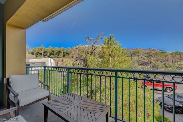 30 Strada Di Villaggio 325, Henderson, NV 89011