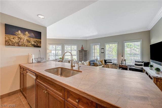 30 Strada Di Villaggio 325, Henderson, NV 89011