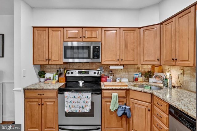 54-B W BLUEBELL LN, Mount Laurel, NJ 08054