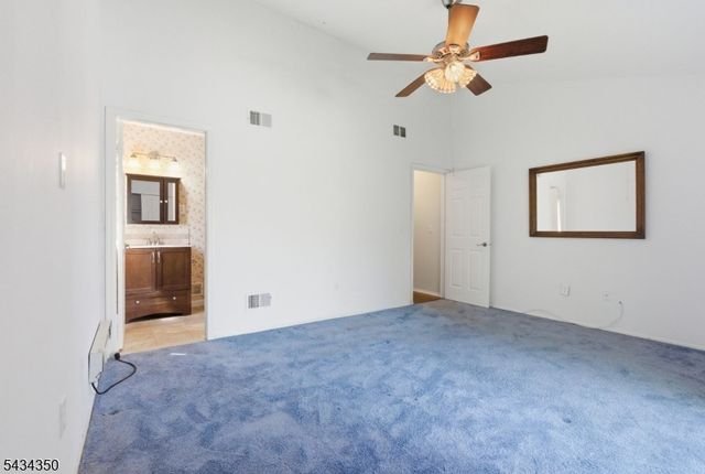 26 Hart Dr, West Orange Twp., NJ 07052