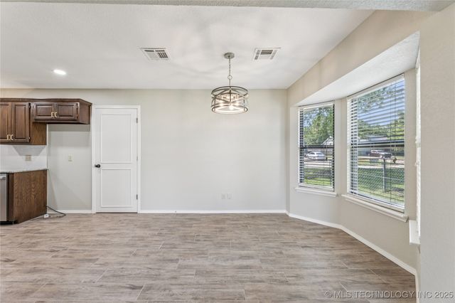 1112 W 20th Street, Claremore, OK 74017