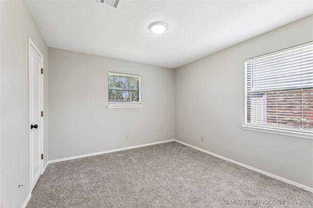 1112 W 20th Street, Claremore, OK 74017