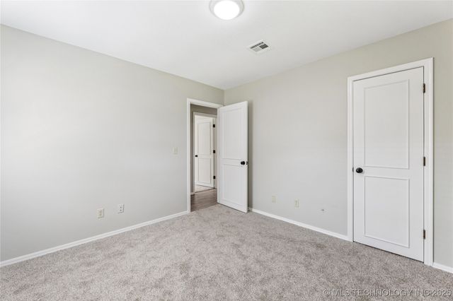 1112 W 20th Street, Claremore, OK 74017