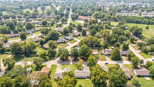 1112 W 20th Street, Claremore, OK 74017