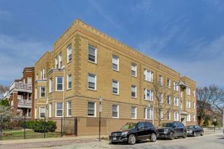 1228 W Sunnyside Avenue 3W, Chicago, IL 60640