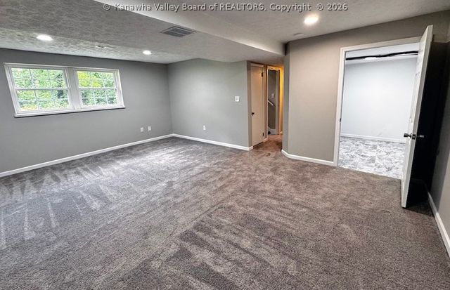 5201 Joy Lane, Charleston, WV 25313