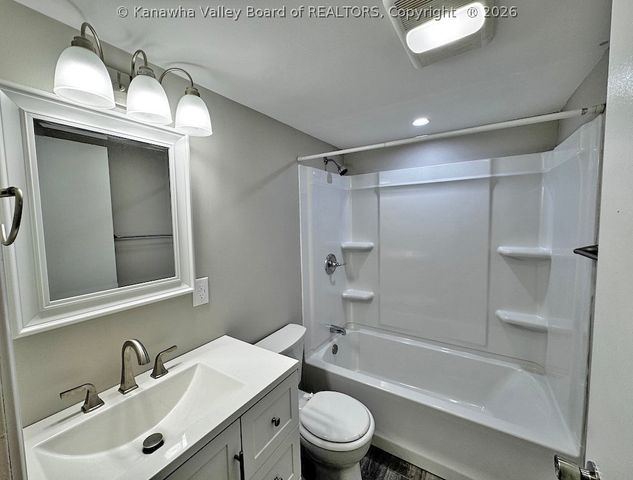 5201 Joy Lane, Charleston, WV 25313