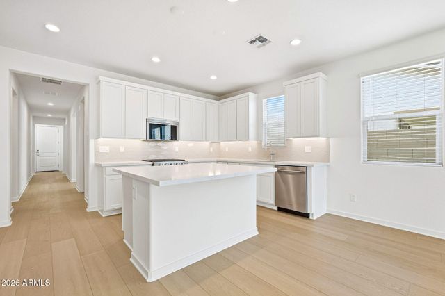 35785 N HUMITE Street, San Tan Valley, AZ 85144