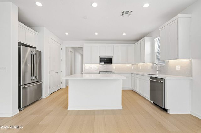35785 N HUMITE Street, San Tan Valley, AZ 85144