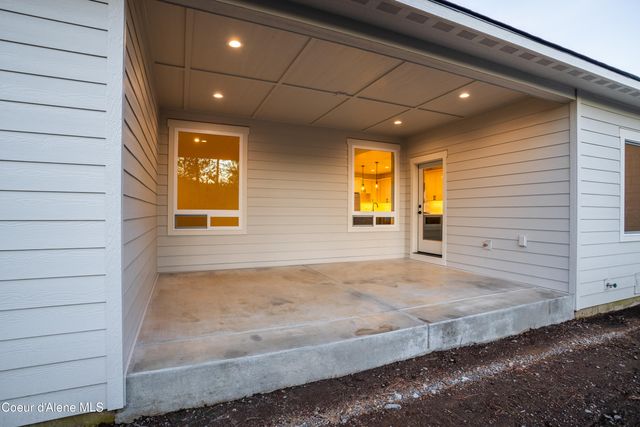 150 Atlanta WAY, Spirit Lake, ID 83869