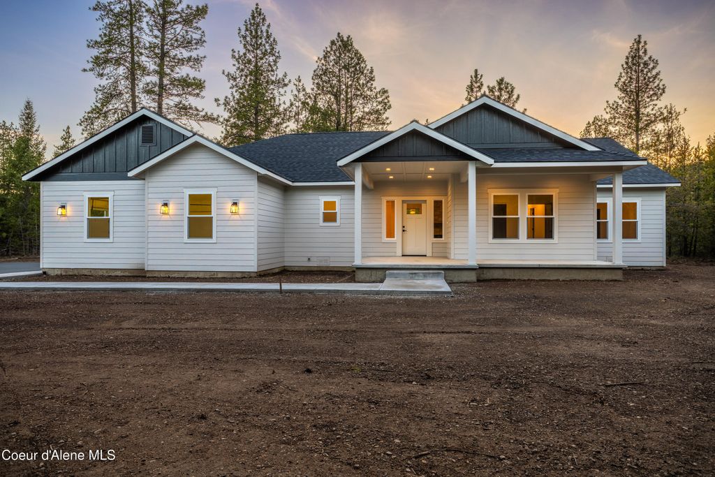 150 Atlanta WAY, Spirit Lake, ID 83869