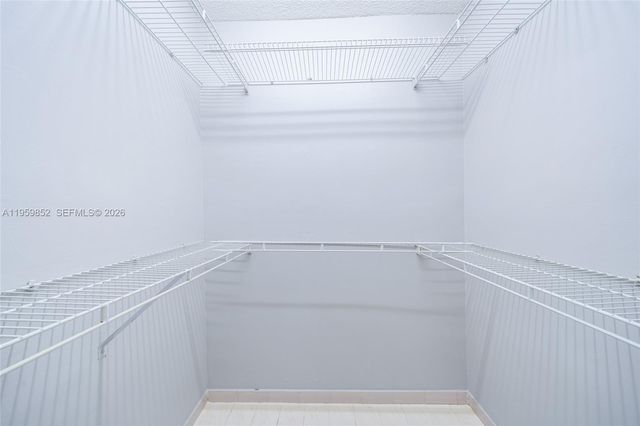 2755 W 74th St, Hialeah, FL 33016