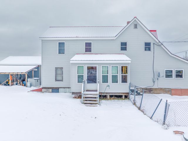 21 Waller St Street, Piercefield, NY 12973