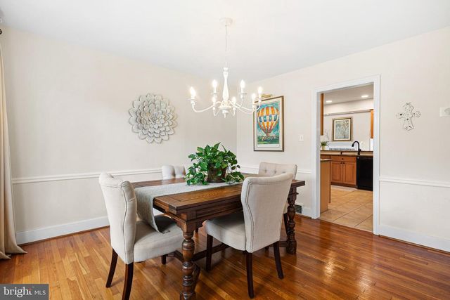 809 W REDMAN AVE, Haddonfield, NJ 08033