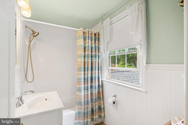 809 W REDMAN AVE, Haddonfield, NJ 08033