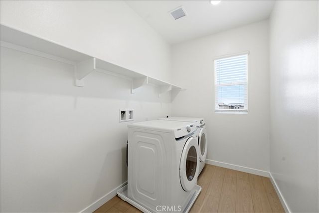 23716 Wilcox Drive, Newhall, CA 91321