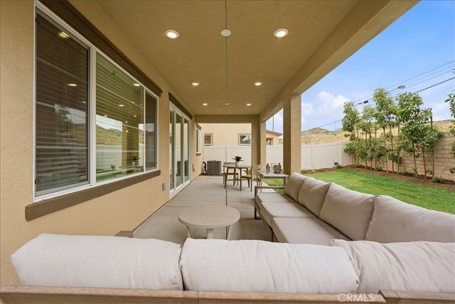 23716 Wilcox Drive, Newhall, CA 91321