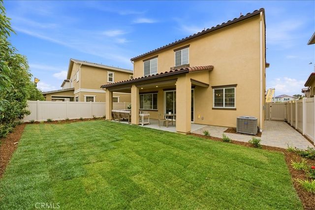 23716 Wilcox Drive, Newhall, CA 91321