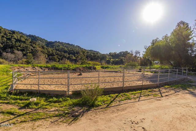 10522 Creek Road, Ojai, CA 93023