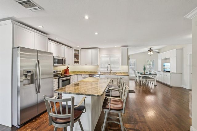 6216 45TH STREET W, Bradenton, FL 34210