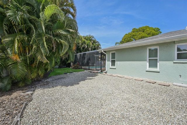 6216 45TH STREET W, Bradenton, FL 34210