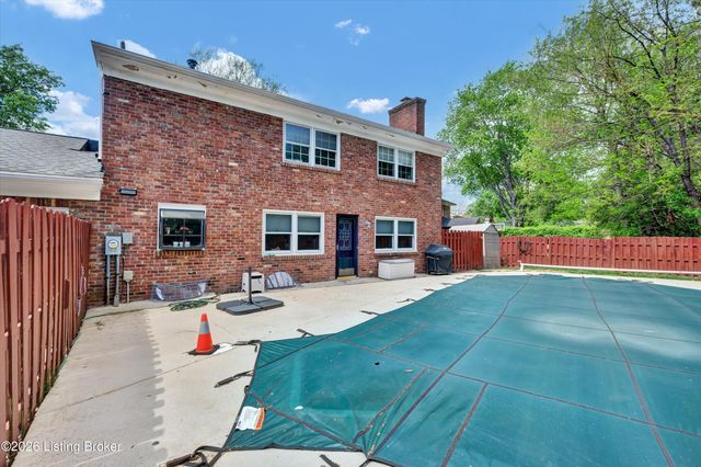 1803 Grantham Ct, Louisville, KY 40222