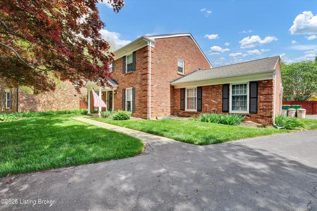 1803 Grantham Ct, Louisville, KY 40222