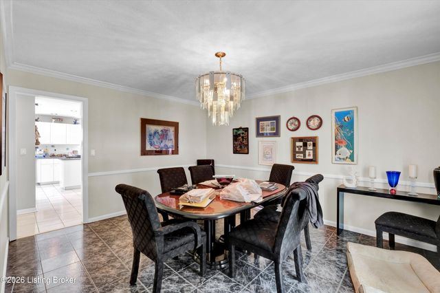1803 Grantham Ct, Louisville, KY 40222