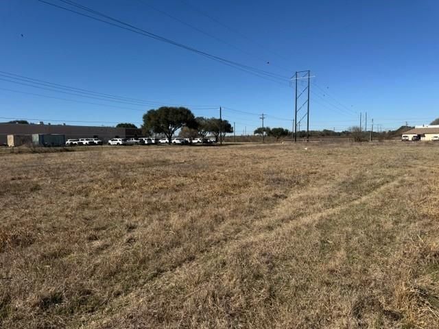 2119 Walnut Street, Columbus, TX 78934