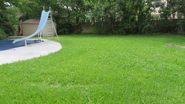 608 Valley Mills Drive, Arlington, TX 76018