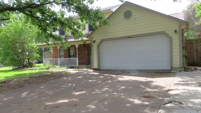 608 Valley Mills Drive, Arlington, TX 76018