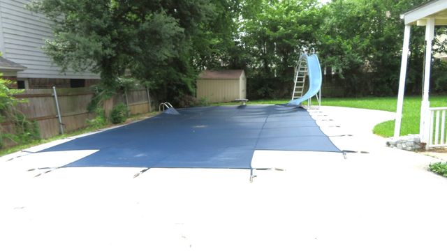 608 Valley Mills Drive, Arlington, TX 76018