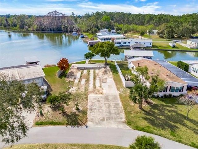 1629 SUNSHINE LANE, Tavares, FL 32778