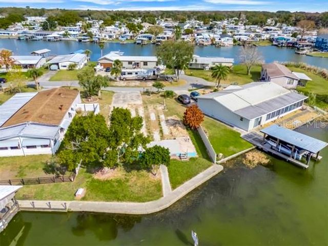 1629 SUNSHINE LANE, Tavares, FL 32778