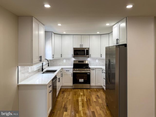 1723 GABRIEL CT, Crofton, MD 21114