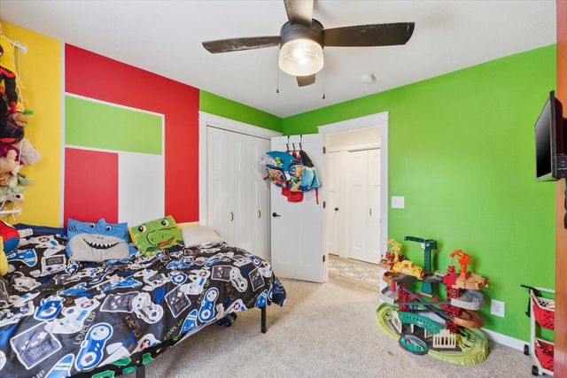 3233 2ND Avenue, Council Bluffs, IA 51501