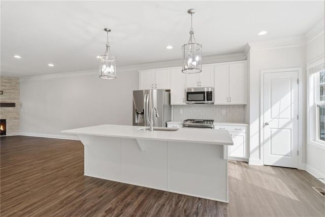 408 Stovall Place, Woodstock, GA 30188