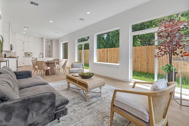 6809 Conley Street D, Houston, TX 77021