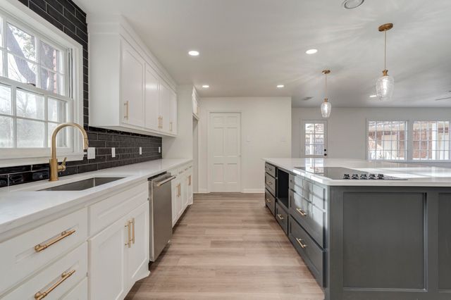 4702 22nd Street, Lubbock, TX 79407