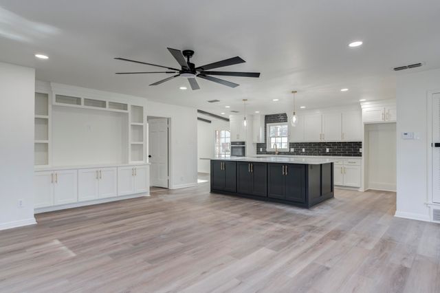 4702 22nd Street, Lubbock, TX 79407