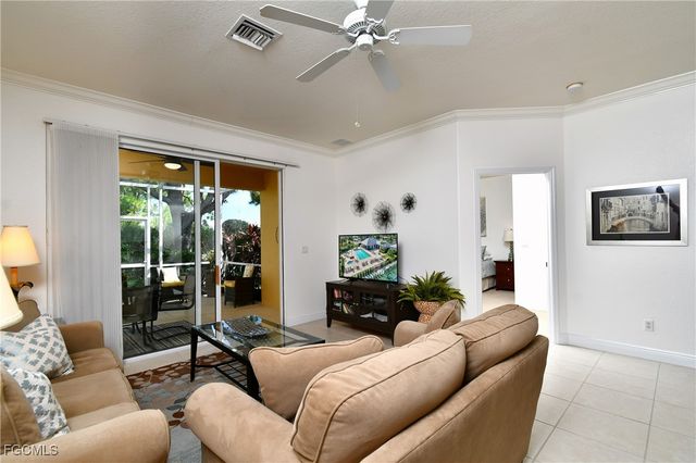 4692 Fairloop RUN, Lehigh Acres, FL 33973