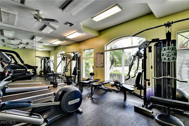 4692 Fairloop RUN, Lehigh Acres, FL 33973