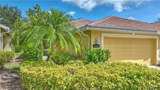 4692 Fairloop RUN, Lehigh Acres, FL 33973