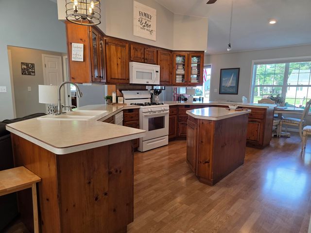606 Alice Street, East Tawas, MI 48730