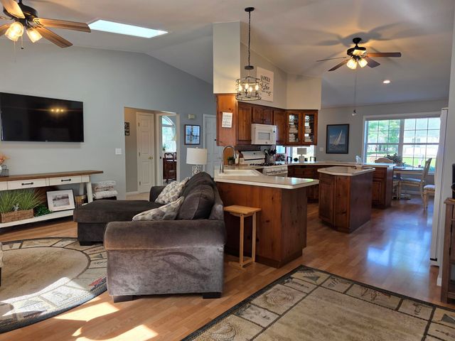 606 Alice Street, East Tawas, MI 48730