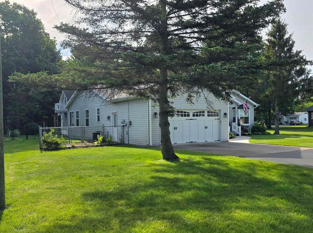 606 Alice Street, East Tawas, MI 48730