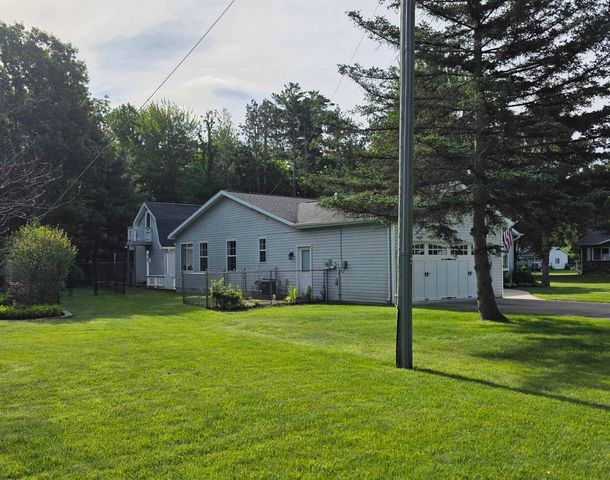 606 Alice Street, East Tawas, MI 48730